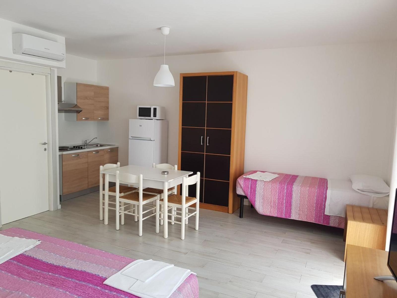 Duna Camere Con Bagno Lido Adriano Eksteriør billede